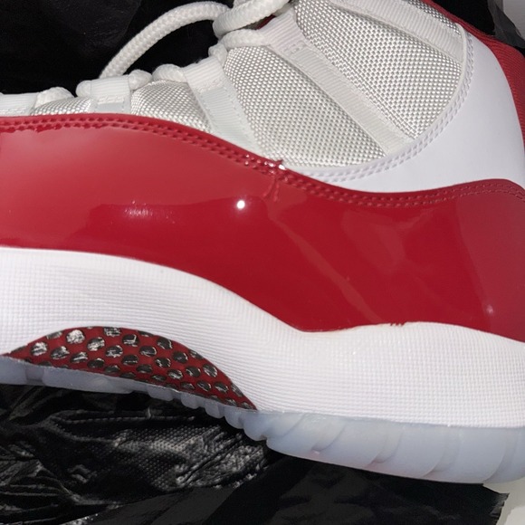Jordan 11 Retro High Cherry (2022) Men's Size 11